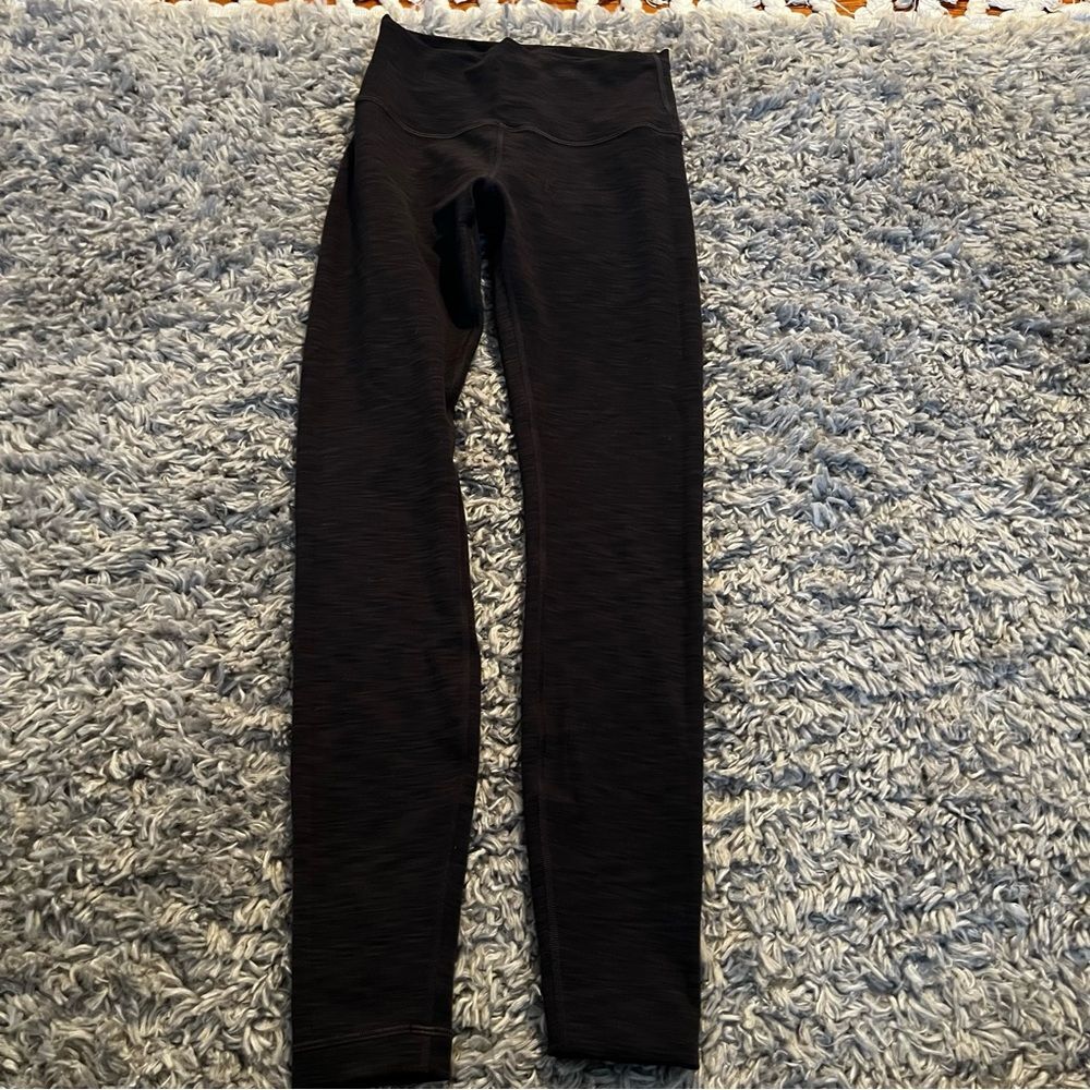 lululemon grey heather wunder trains 28" size 6